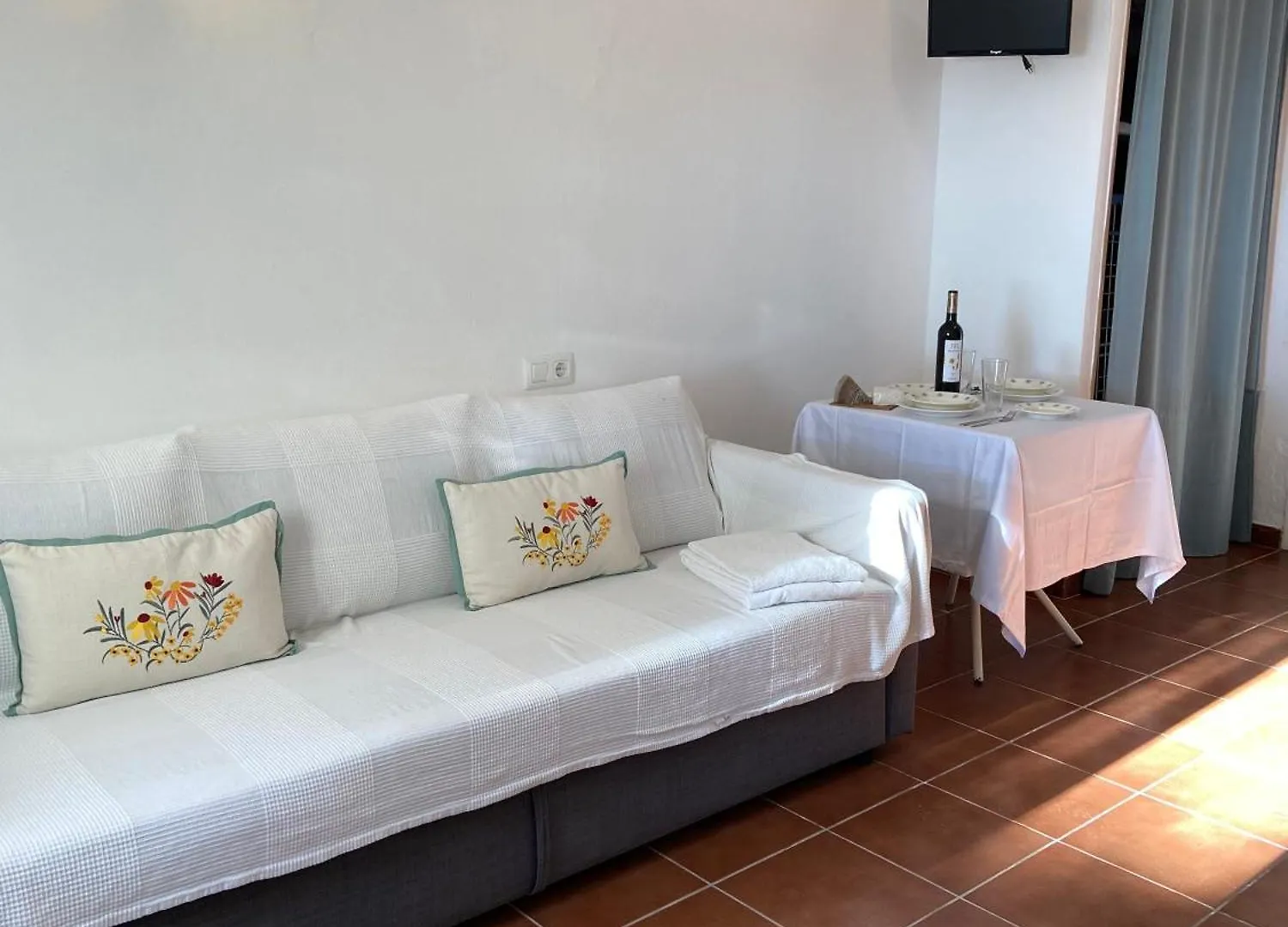 Veuras El Mar - Madrague Beach Studio 24 Apartment Roses